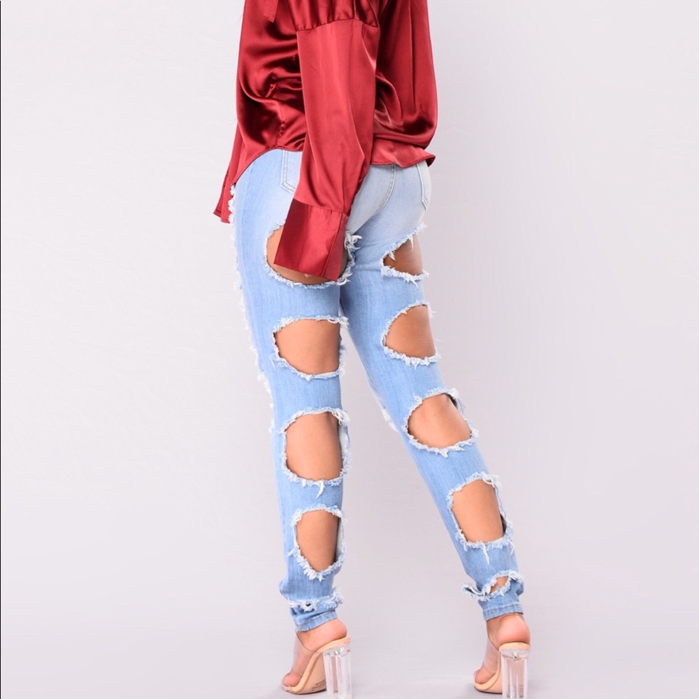 Shred And Slay Jeans - Light Blue